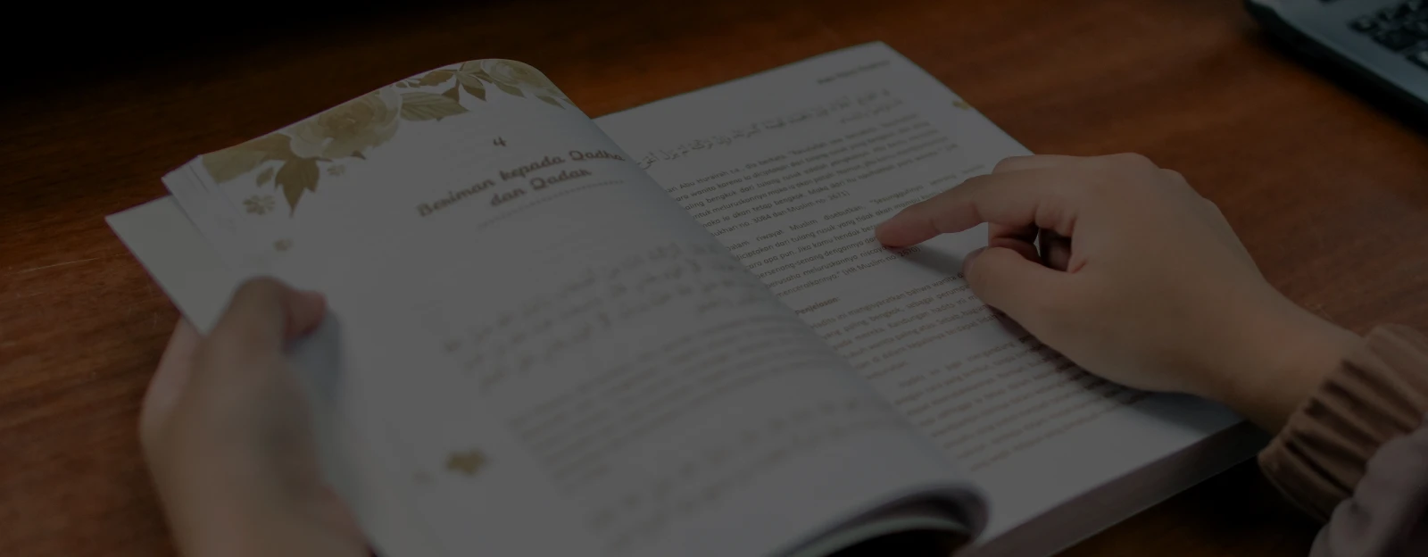 banner